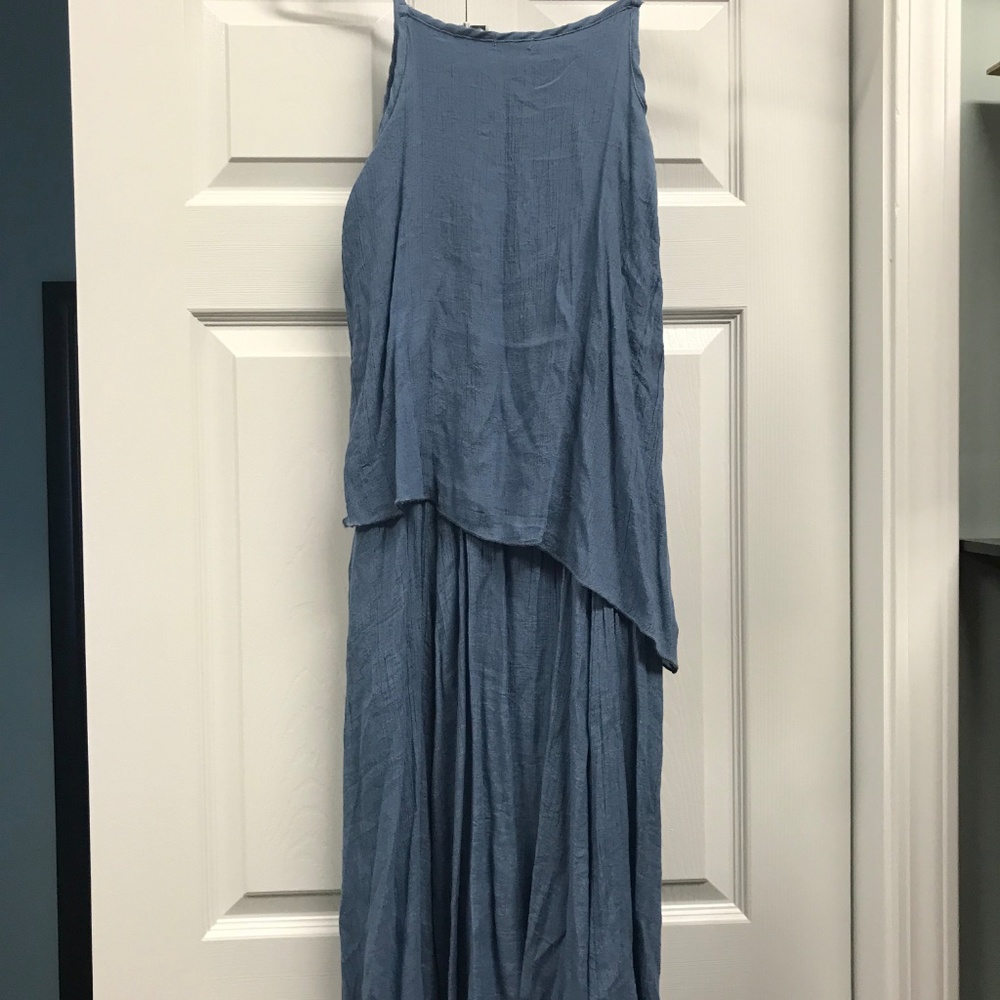 dresses - Picture 6 of 7